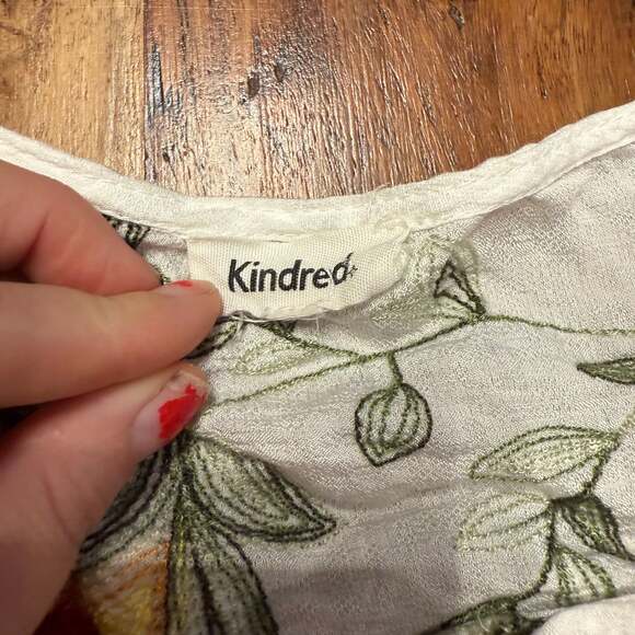 Kindred Anthropologie Top Womens 3/4 Sleeve large boho embroidered - Picture 2 of 8